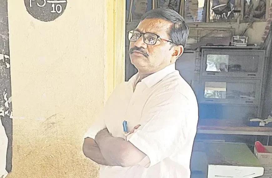 తప్పతాగి విద్యార్థులను చితకబాదిన ఉపాధ్యాయుడు.. కర్నూలులో…